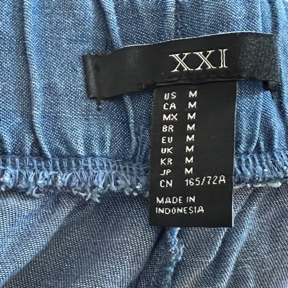 FOREVER 21 Parachute Baggy Chambray Denim Jean Drawstring Pants- Size M - Picture 7 of 7